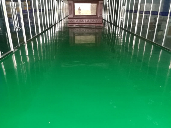 密封固化劑地坪和環(huán)氧地坪有什么不同？